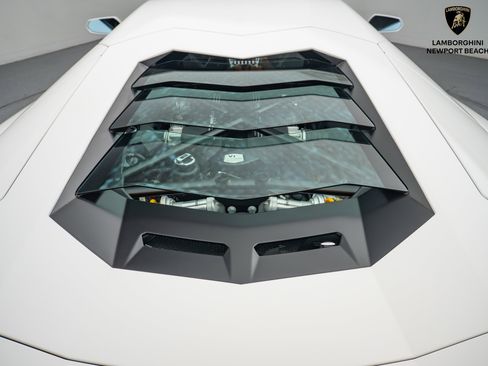 Used 2014 Lamborghini Aventador LP 700-4 image 19