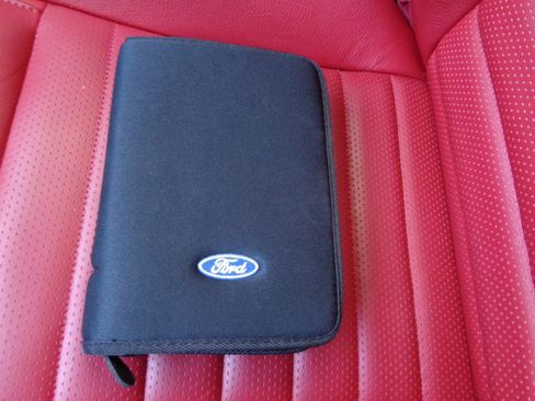 Used 2006 Ford Mustang GT RWD image 16