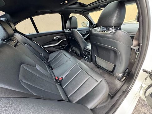 Used 2020 BMW 330i Sedan w/ Premium Package RWD image 26
