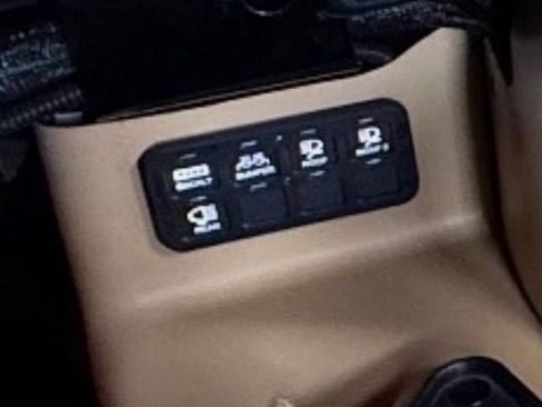 Used 1999 HUMMER H1 4-Door Open Top AWD/4WD image 14