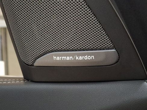 Used 2026 BMW X5 xDrive40i w/ Premium Package image 24