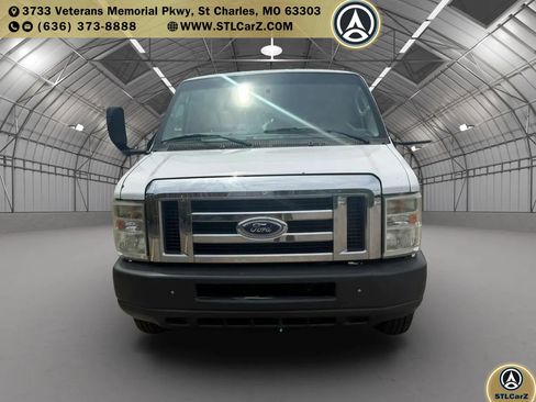 Used 2011 Ford E-450 and Econoline 450 Super Duty RWD image 7