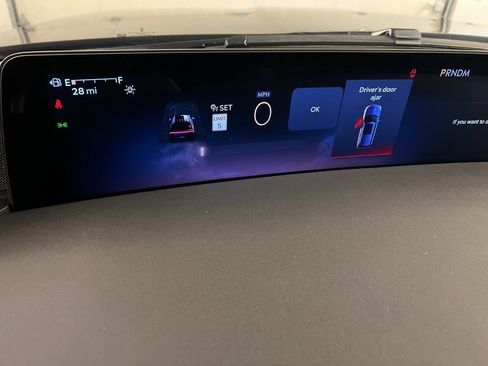 Used 2025 Lincoln Navigator Reserve w/ Jet Appearance Package image 23