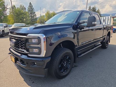 Used 2025 Ford F350 XL w/ STX Appearance Package AWD/4WD image 2