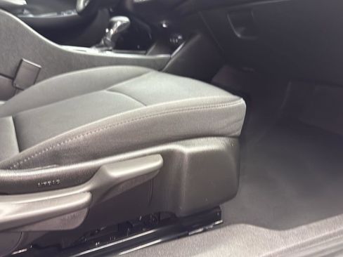 Used 2024 Chevrolet Malibu LT image 25