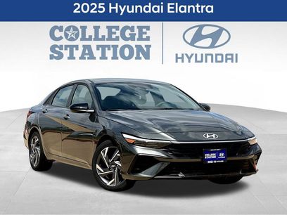 Used 2025 Hyundai Elantra Sport w/ Cargo Package