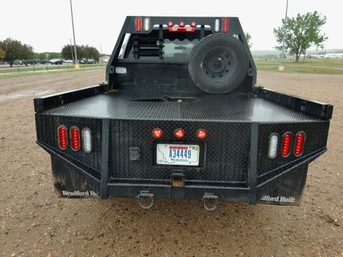Used 2012 RAM 2500 ST w/ Chrome Appearance Group AWD/4WD image 9