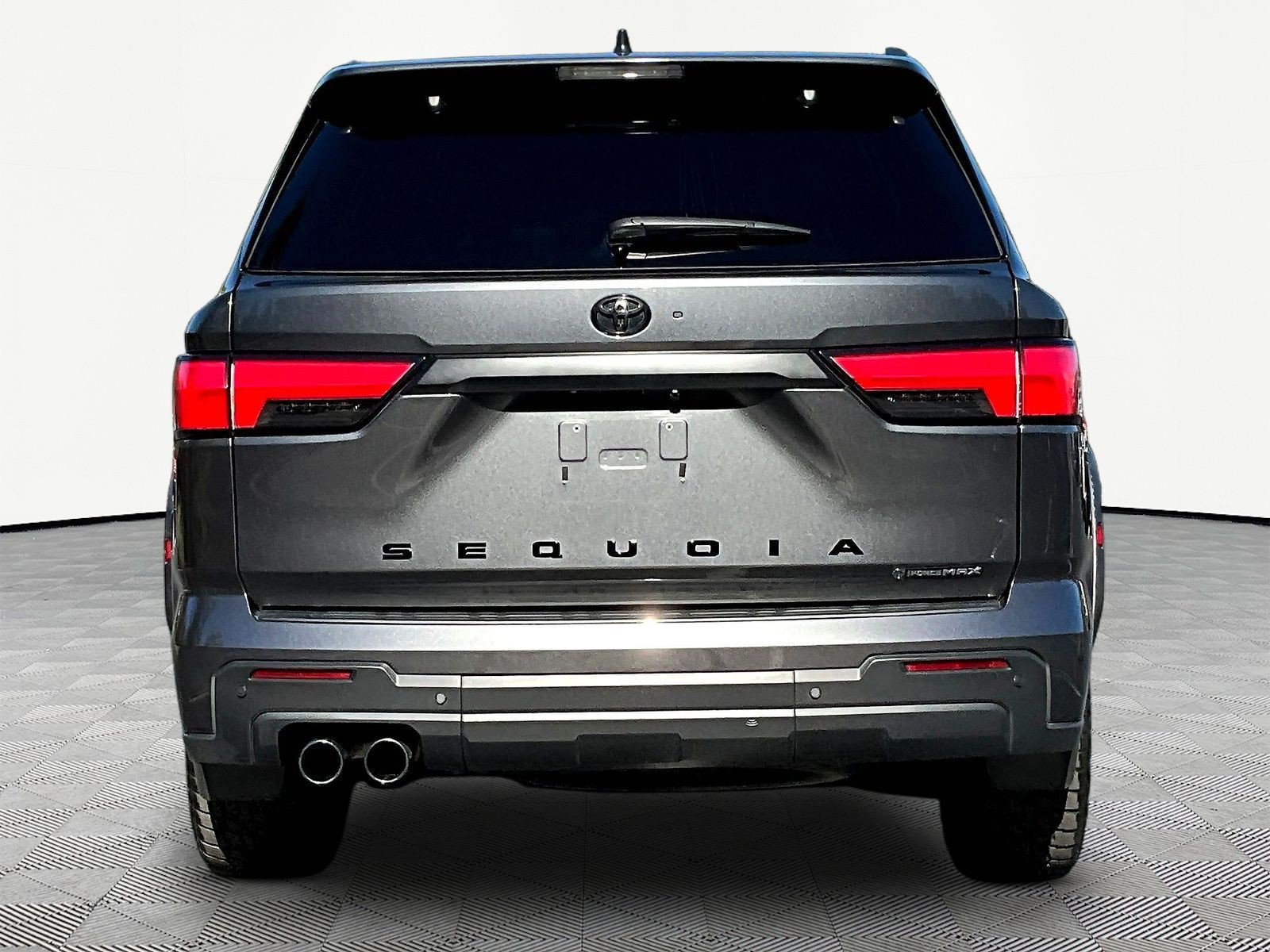 Used 2025 Toyota Sequoia TRD Pro AWD/4WD image 5