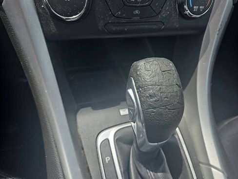 Used 2013 Ford Fusion SE FWD image 11
