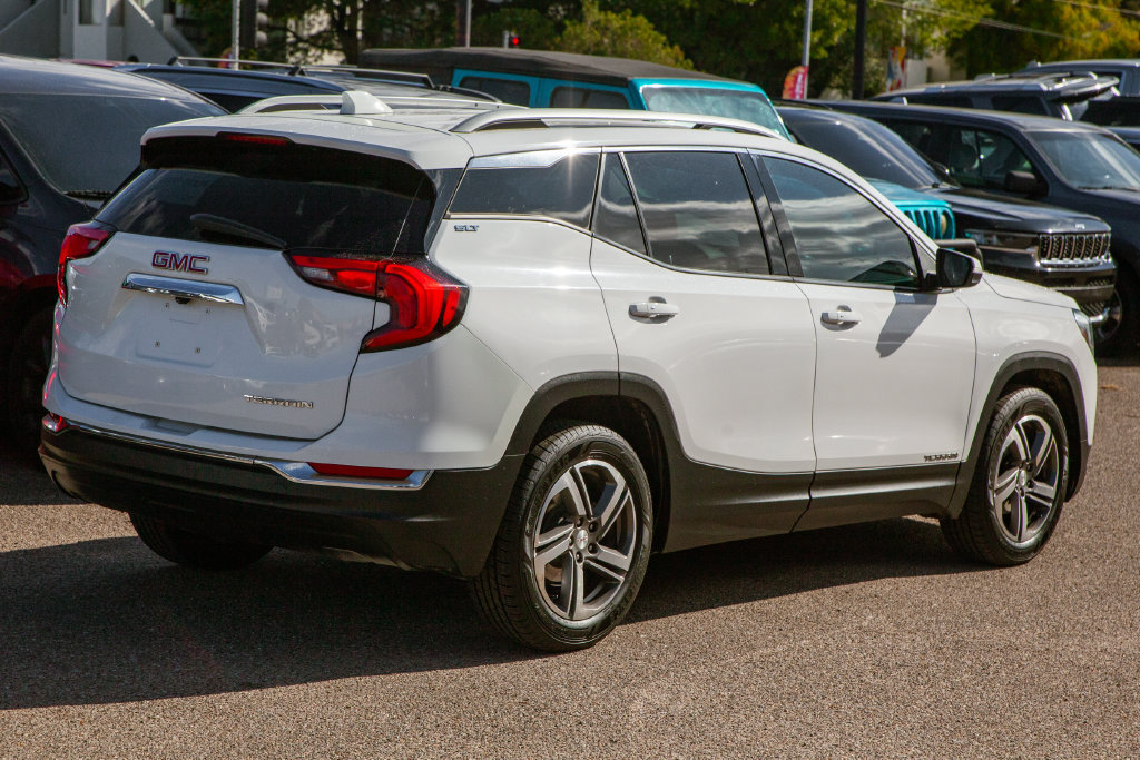 Used 2021 GMC Terrain SLT FWD image 5