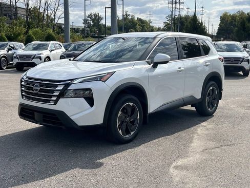 New 2026 Nissan Rogue SV AWD/4WD image 3