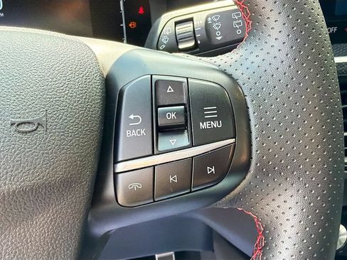 Used 2024 Ford Escape ST-Line w/ Tech Pack #1 AWD/4WD image 13