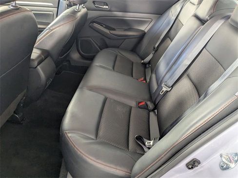 Used 2024 Nissan Altima 2.5 SR image 26