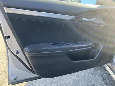 Used 2016 Honda Civic EX image 12