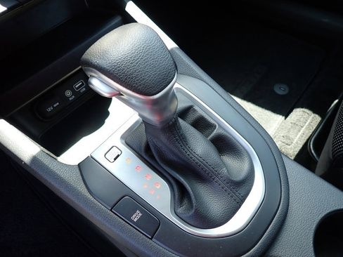 Used 2020 Kia Forte LXS FWD image 22