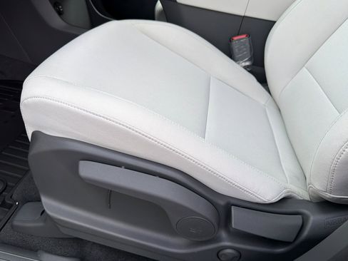 New 2026 Hyundai Santa Fe SE image 13