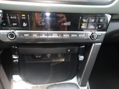Used 2024 Kia Seltos SX AWD/4WD image 20
