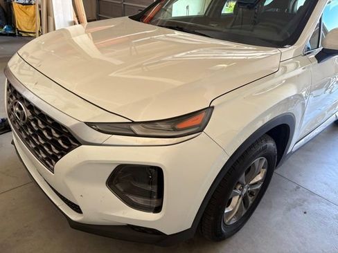 Used 2019 Hyundai Santa Fe SE AWD/4WD image 2