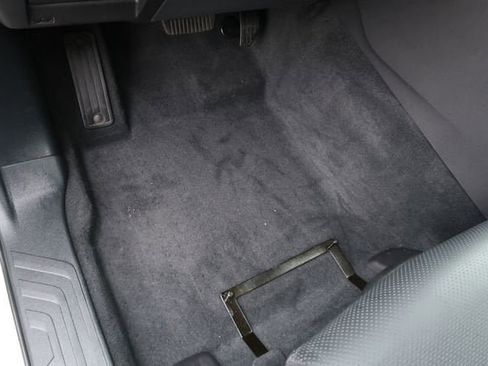 Certified 2025 Subaru Ascent Bronze Edition w/ Popular Package #2 image 14