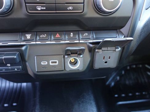 Used 2022 Chevrolet Silverado 2500 W/T w/ WT Convenience Package AWD/4WD image 45
