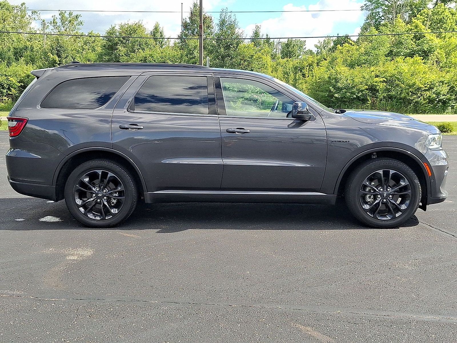 Used 2023 Dodge Durango R/T w/ Blacktop Package AWD/4WD image 26