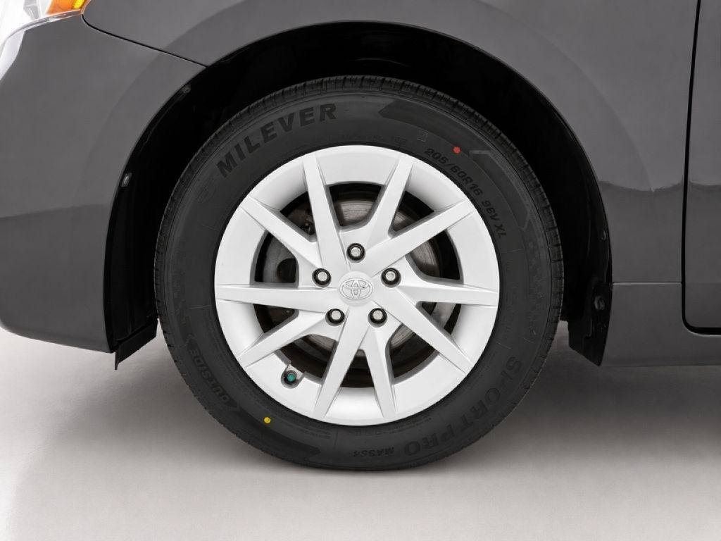 Used 2012 Toyota Prius V Three FWD image 24