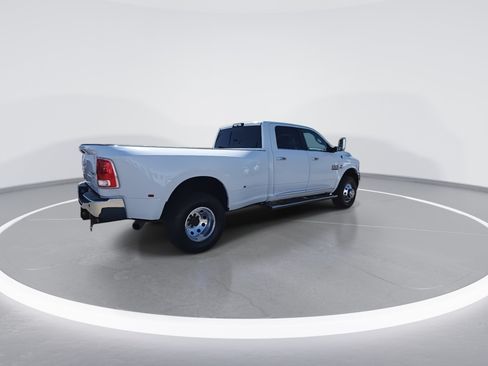 Used 2017 RAM 3500 Laramie Longhorn AWD/4WD image 8