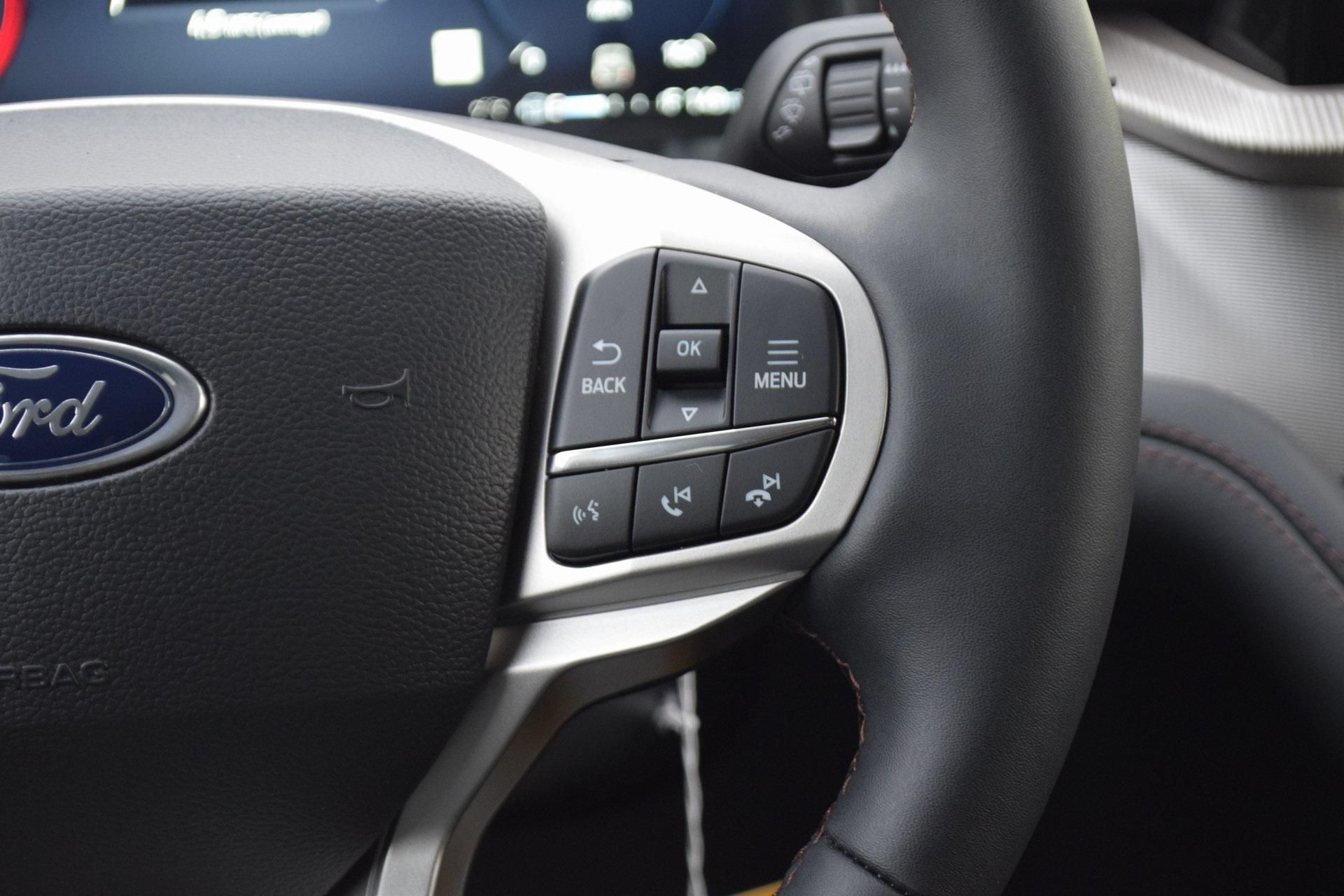 New 2026 Ford Explorer Active w/ Active Comfort Package RWD image 10