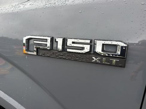 Used 2020 Ford F150 XLT w/ Equipment Group 302A Luxury AWD/4WD image 9