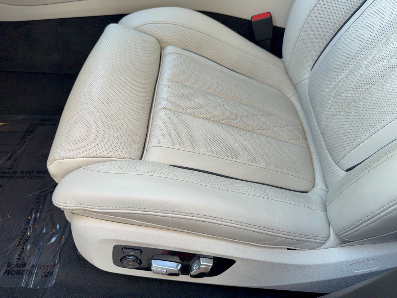 Used 2025 BMW X7 M60i w/ Executive Package AWD/4WD image 16