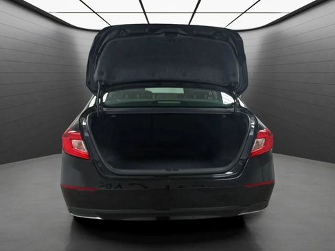 Used 2018 Honda Accord EX image 20