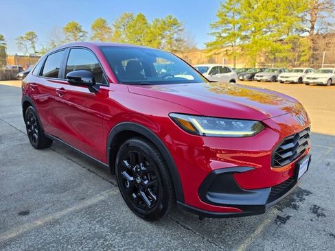 Used 2024 Honda HR-V Sport image 7