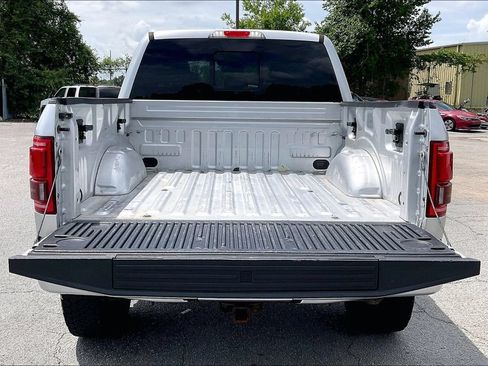 Used 2016 Ford F150 Platinum w/ Equipment Group 701A Luxury AWD/4WD image 16