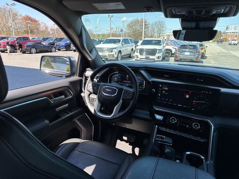 Used 2023 GMC Sierra 1500 Denali AWD/4WD image 31
