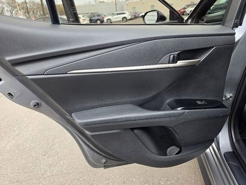 Used 2025 Toyota Camry SE w/ Convenience Package image 23