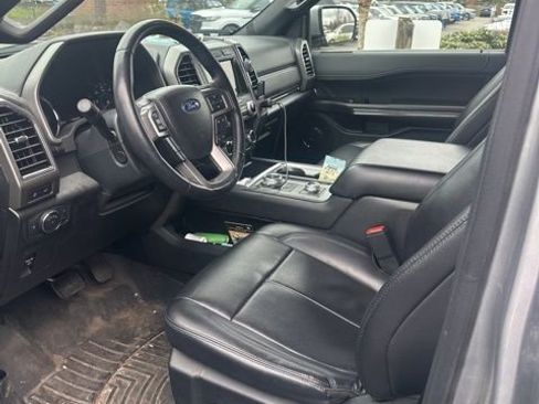 Certified 2021 Ford Expedition XLT image 5