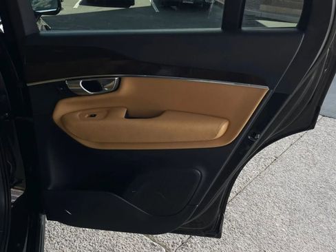 Used 2016 Volvo XC90 T6 Momentum w/ Momentum Plus Package image 55