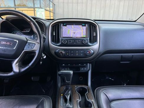 Used 2018 GMC Canyon Denali image 15