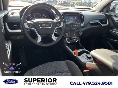Used 2024 GMC Terrain SLE FWD image 15