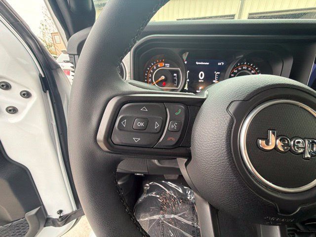 Certified 2025 Jeep Wrangler Unlimited Sport AWD/4WD image 28