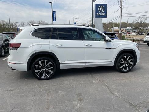 Used 2024 Volkswagen Atlas SEL Premium R-Line image 6