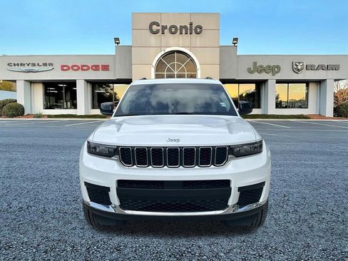 Used 2022 Jeep Grand Cherokee L Laredo w/ Luxury Tech Group I image 8