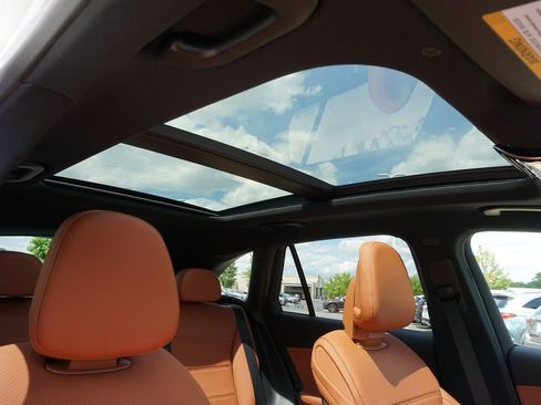 Certified 2025 Mercedes-Benz GLC 350e 4MATIC image 64