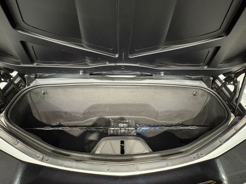 Used 2021 Chevrolet Corvette Stingray Premium Conv w/ Z51 Performance Package RWD image 52