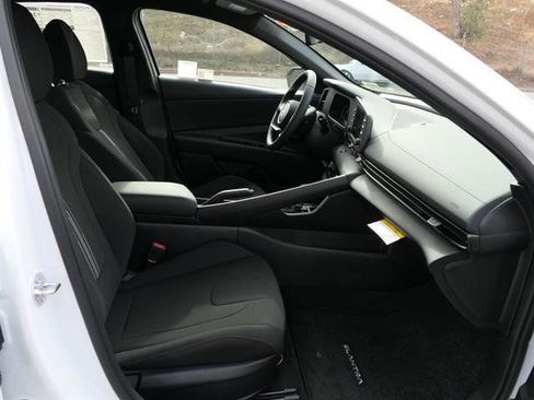 New 2025 Hyundai Elantra Sport image 27