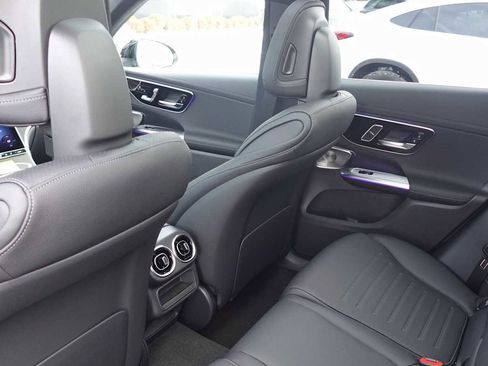 Used 2026 Mercedes-Benz GLC 300 4MATIC image 50