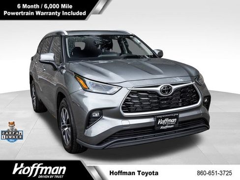 Certified 2025 Toyota Highlander XLE AWD/4WD image 1