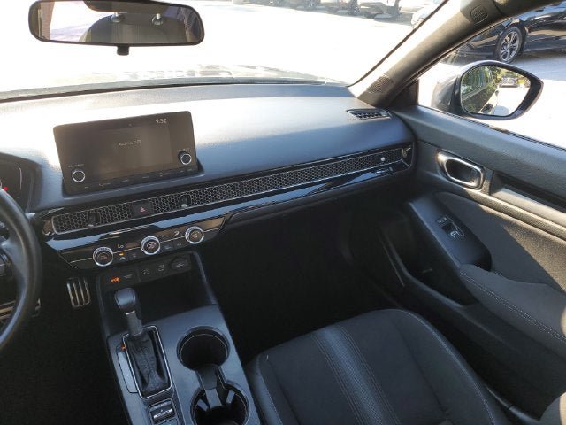 Used 2025 Honda Civic Sport image 10