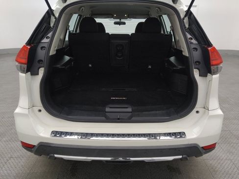 Used 2017 Nissan Rogue S image 29