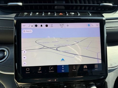 Used 2023 Jeep Grand Cherokee Limited image 26